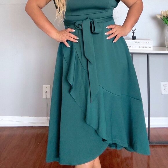 Women's Plus Size Formal Wedding Guest Dress with Ruffles V-Neck Long Low Party - Picture 9 of 16